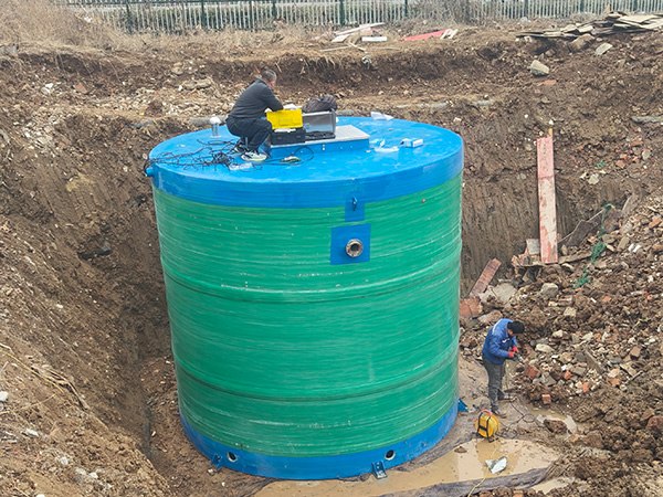 4.2米*6米一體化泵站-河南信陽農(nóng)林學(xué)院安裝現(xiàn)場(chǎng)